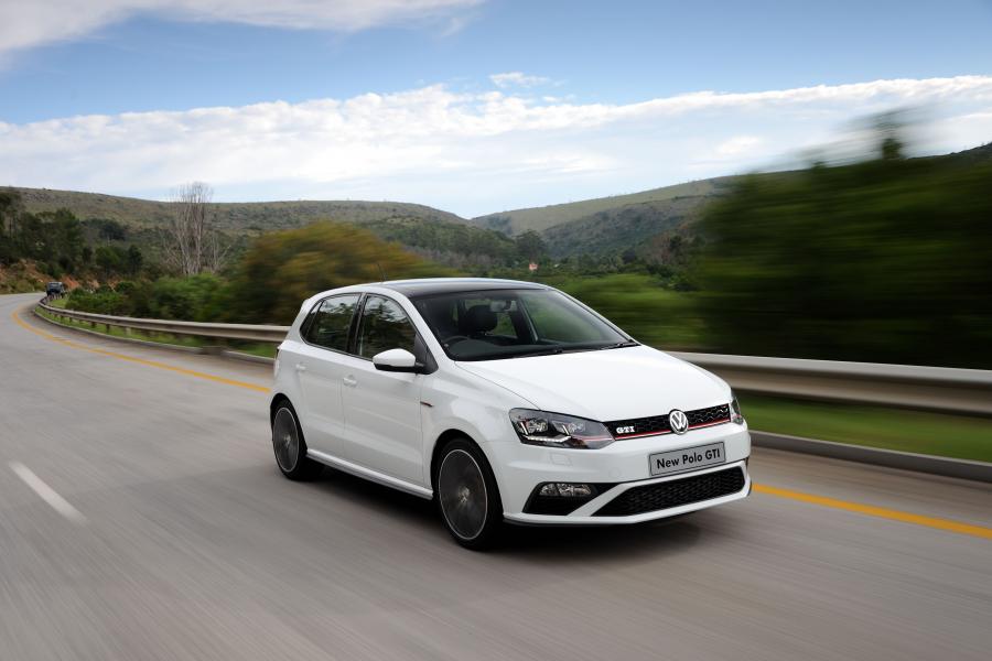  Volkswagen Polo GTi 2015 года  (ZA) (фото 17 из 22)